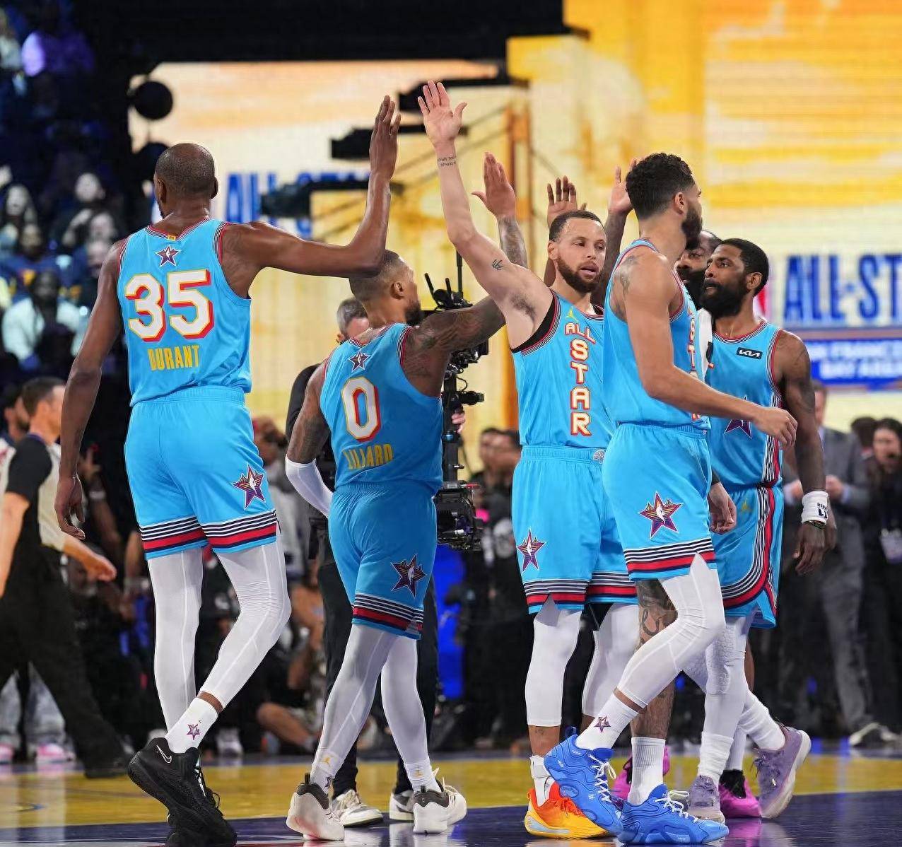 西蒙斯三巨头联手，东契奇得分突破，老鹰冲击季后赛！