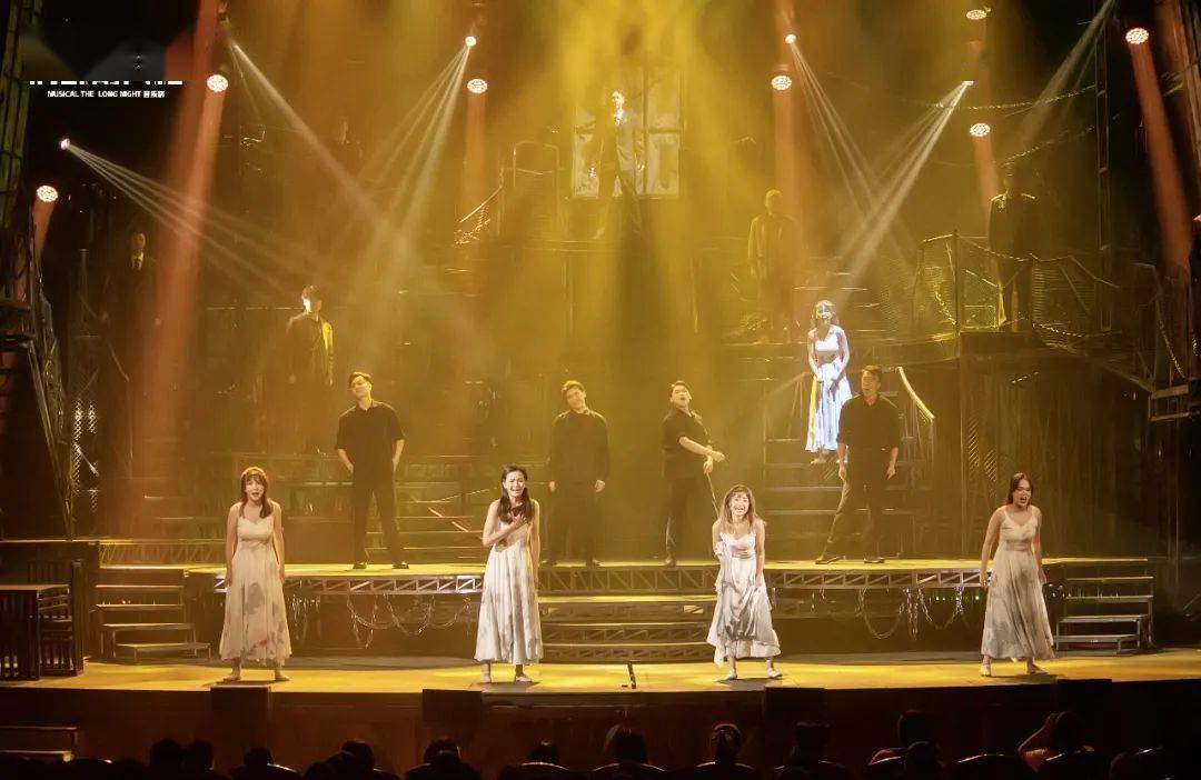 Karsa回归赛场,逆转首场状态亮眼,塞尔维亚队观众沸腾!