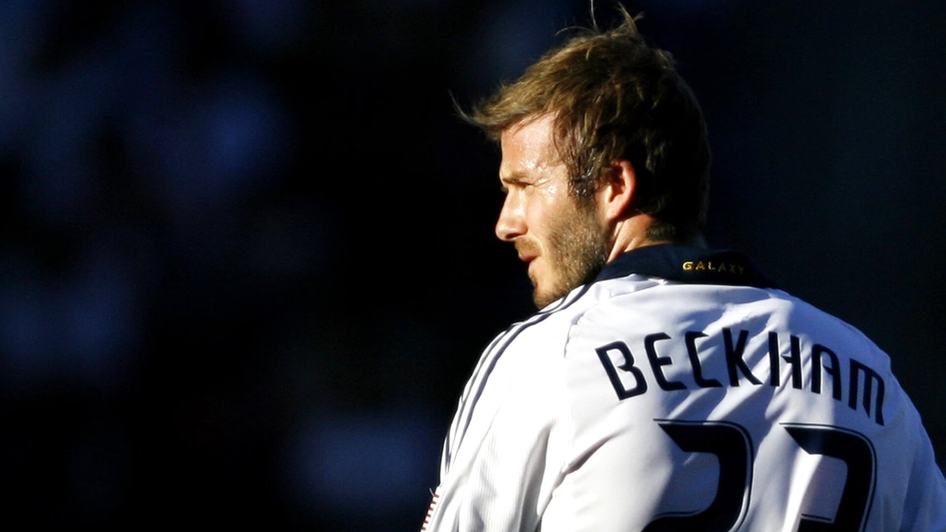 萨拉赫与90激战G2分钟，战术调整胜负难料！，莱万多夫斯基焦点对战赢得满堂喝彩